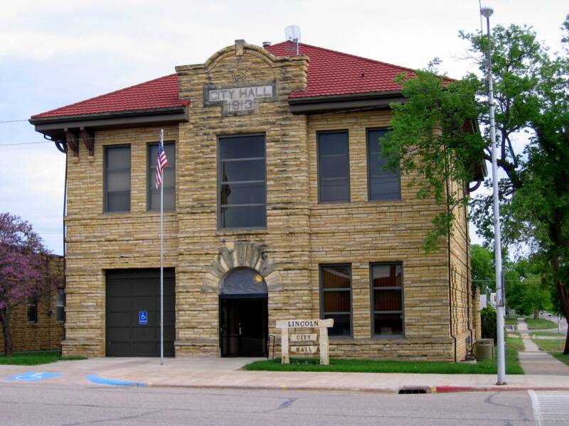 image of building city hall